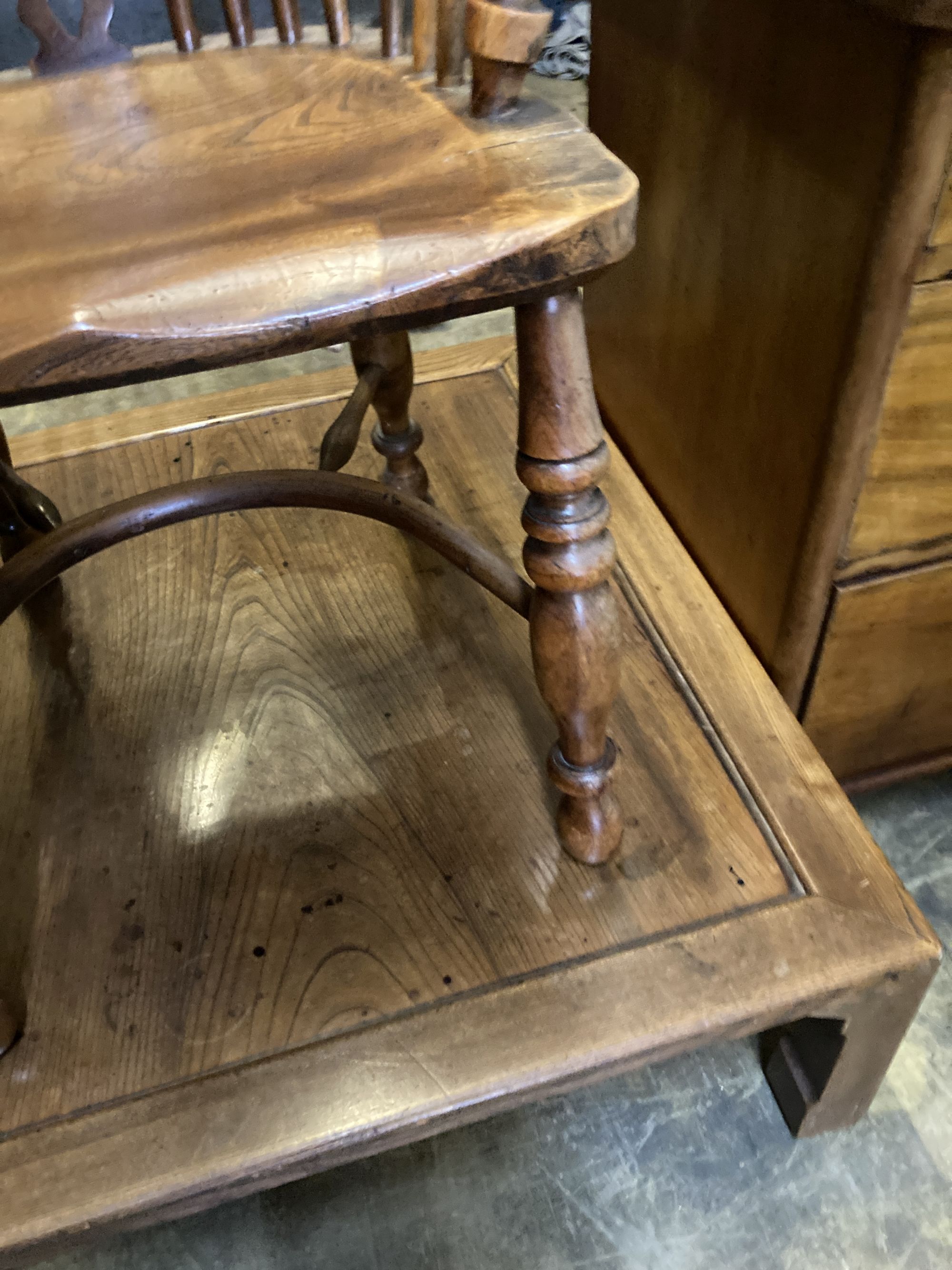 A Victorian yew and elm Windsor elbow chair, width 58cm, depth 44cm, height 106cm